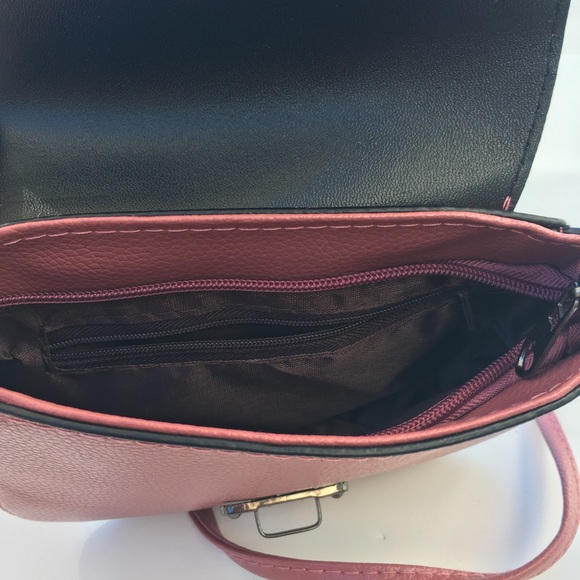 Small crossbody bag - Picture 4 of 7